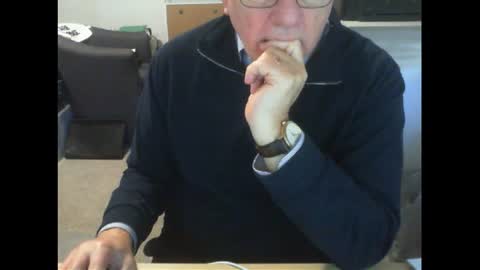 Snapshot of thickmelnik chatting on August 2026 04:34:01 AM James online show from August 2026 04:34:01 AM