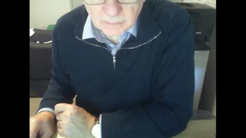 Snapshot of thickmelnik chatting on August 2026 01:37:01 AM James online show from August 2026 01:37:01 AM