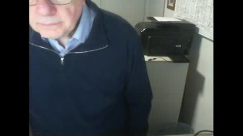 Snapshot of thickmelnik chatting on August 2026 12:41:01 PM James online show from August 2026 12:41:01 PM