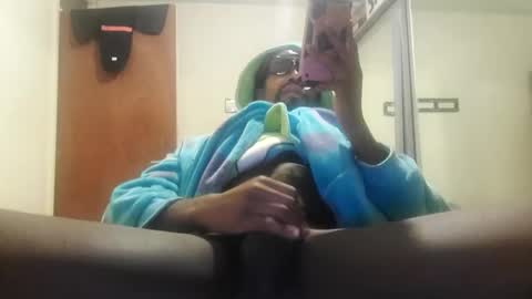 ThickWilly online show from December 2025 12:05:01 AM