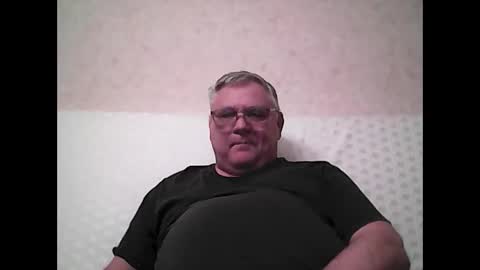 Thierrysymp online show from November 2025 05:12:01 PM