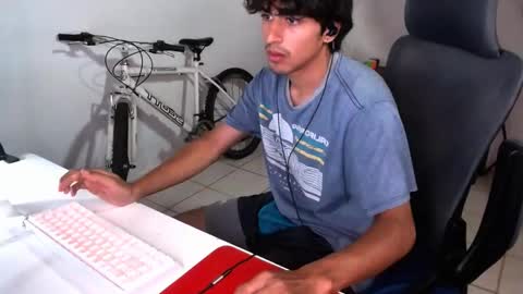 thieves_us online show from September 2025 06:52:02 PM