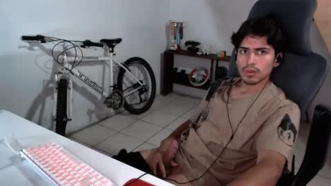 thieves_us online show from October 2025 06:48:01 PM