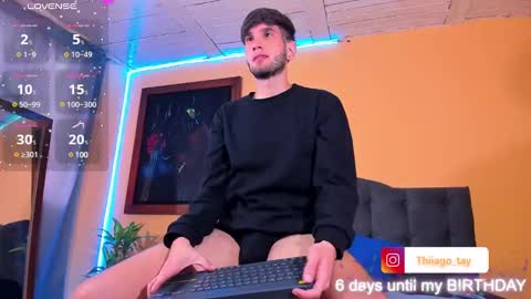 Snapshot of thiiago_tay chatting on December 2024 03:41:02 PM Thiiago online show from December 2024 03:41:02 PM