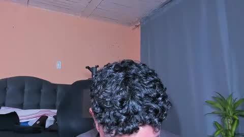 Snapshot of thiiago_tay chatting on January 2025 12:07:01 AM Thiiago online show from January 2025 12:07:01 AM