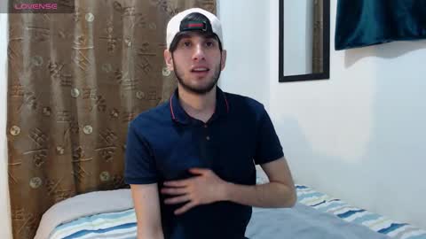 Snapshot of thiiago_tay chatting on September 2025 04:01:02 PM Thiiago online show from September 2025 04:01:02 PM