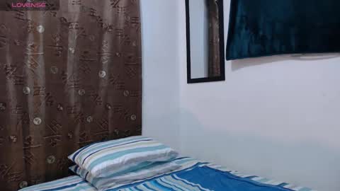 Snapshot of thiiago_tay chatting on October 2025 08:15:01 AM Thiiago online show from October 2025 08:15:01 AM