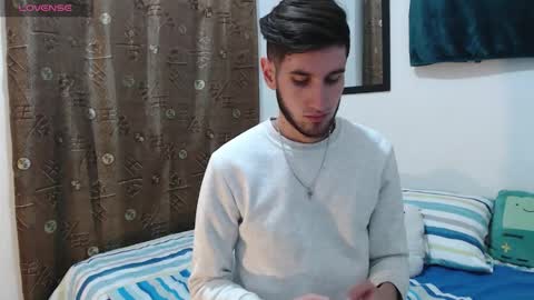 Snapshot of thiiago_tay chatting on October 2025 05:51:02 AM Thiiago online show from October 2025 05:51:02 AM