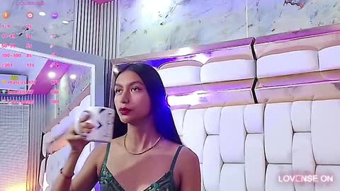 Snapshot of thin_eva chatting on January 2025 02:07:02 AM Eva online show from January 2025 02:07:02 AM