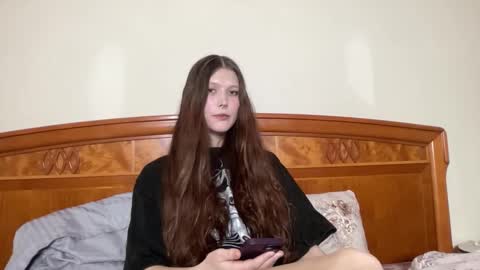 Snapshot of thingstheydidformeoutoflove chatting on November 2025 01:39:01 PM alex online show from November 2025 01:39:01 PM