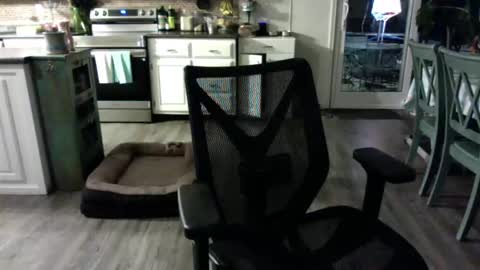 thirdforyou online show from March 2026 04:38:02 AM