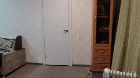 Snapshot of this_is_andy chatting on November 2025 10:32:01 PM Andy online show from November 2025 10:32:01 PM