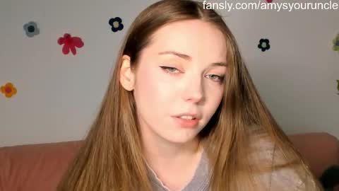 Amelia  shows on mondays fridays and sundays  if anything changes im giving updates on my fansly  online show from April 2026 04:27:02 PM
