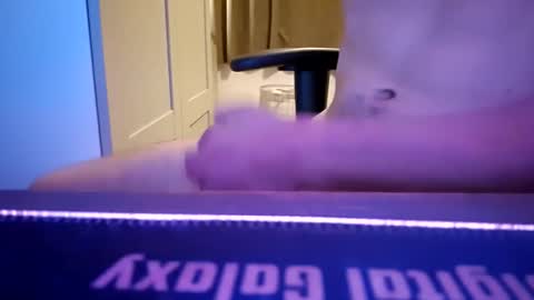 Snapshot of tholul300 chatting on November 2025 09:47:01 PM tholul online show from November 2025 09:47:01 PM