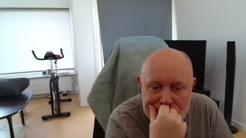 Snapshot of thomas806035 chatting on June 2026 11:58:02 AM thomas806035 online show from June 2026 11:58:02 AM