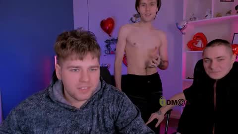 thomas_crow online show from February 2026 10:03:02 AM