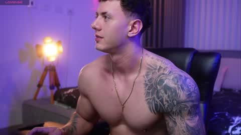 Thomas Falcon online show from January 2025 05:16:02 AM