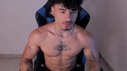 Snapshot of thomas_fit1 chatting on June 2026 12:02:01 PM Thomas 3 JUST STAY AND BE MY LAST LOVE online show from June 2026 12:02:01 PM