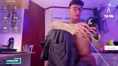 Thomas Grey online show from November 2025 10:39:02 AM