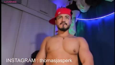 Snapshot of thomas_k7 chatting on July 2026 01:36:01 AM Thomas online show from July 2026 01:36:01 AM