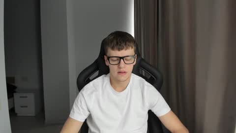 Tomas online show from January 2025 11:58:02 AM