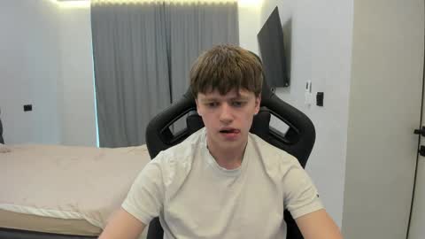 Tomas online show from April 2026 12:51:02 PM