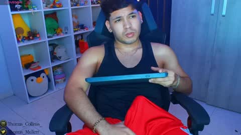 Snapshot of thomascollins__ chatting on February 2025 10:10:02 AM Thomas online show from February 2025 10:10:02 AM