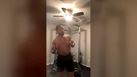 Snapshot of thomasgwhitecft chatting on May 2026 01:52:01 PM FatherTime online show from May 2026 01:52:01 PM