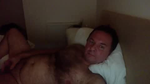 Tom online show from September 2025 11:08:01 PM