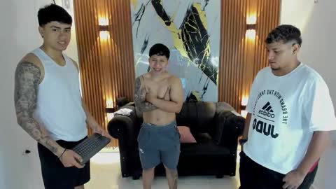 thomson_hot01 online show from September 2025 05:09:01 AM