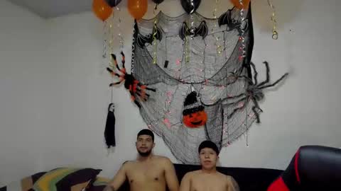 thomson_hot01 online show from October 2025 05:29:01 AM