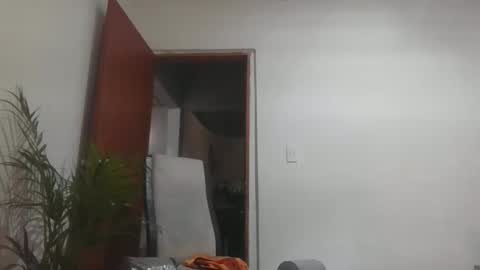 thonybeiio online show from February 2026 05:58:01 PM