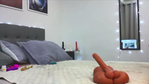 Snapshot of thor_dosson chatting on January 2025 04:48:01 AM Thor Dosson online show from January 2025 04:48:01 AM