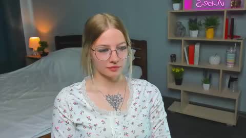 Snapshot of thoracarter chatting on May 2026 10:12:02 AM thoracarter online show from May 2026 10:12:02 AM