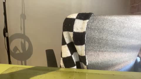 Snapshot of throatyygoat chatting on February 2026 11:09:01 PM throatyygoat online show from February 2026 11:09:01 PM