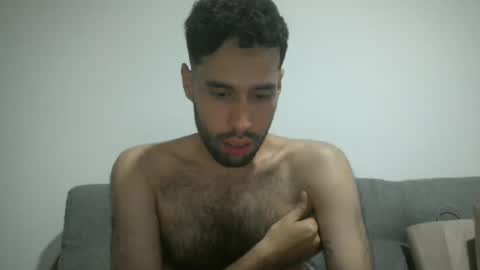 Snapshot of throwawayyourgun chatting on February 2025 08:20:02 PM Luka online show from February 2025 08:20:02 PM