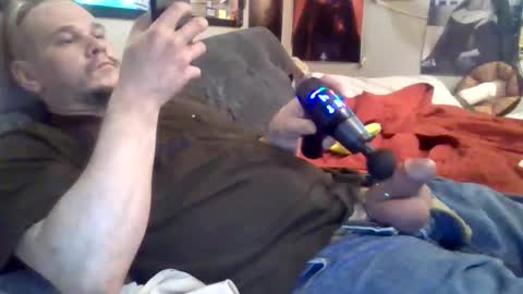 thunder8u42 online show from March 2026 10:15:02 PM