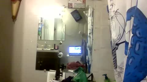 thunder8u42 online show from April 2026 08:04:02 AM