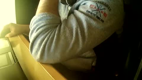 Snapshot of thunderflash73 chatting on February 2025 05:21:02 PM Little Wolf  online show from February 2025 05:21:02 PM