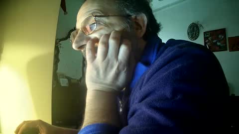 Snapshot of thunderflash73 chatting on February 2025 01:28:01 PM Little Wolf  online show from February 2025 01:28:01 PM