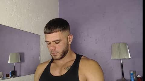 Snapshot of thybautsenses chatting on October 2025 06:35:02 AM thybautsenses online show from October 2025 06:35:02 AM