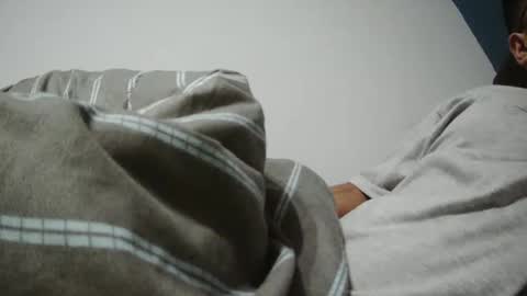 Snapshot of tiago2588 chatting on February 2025 11:57:02 PM tiago2588 online show from February 2025 11:57:02 PM