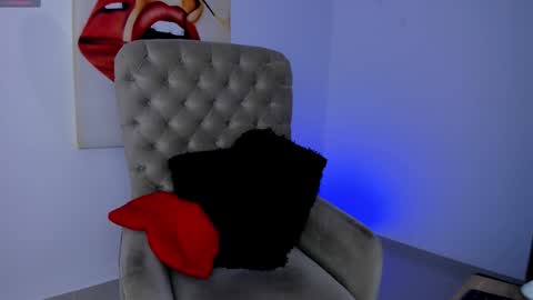 carolina online show from October 2025 11:57:01 PM