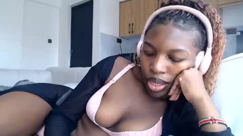 Snapshot of tiana_kay chatting on July 2026 12:19:02 PM tiana_kay online show from July 2026 12:19:02 PM