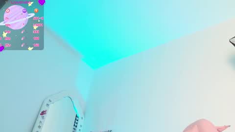 Tiana Le online show from November 2025 02:43:01 AM