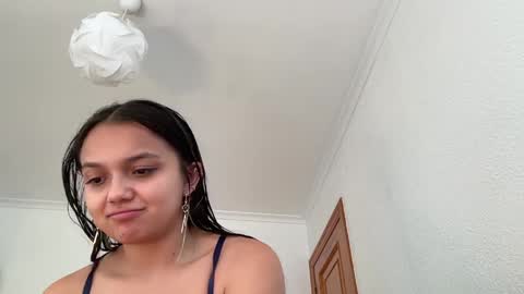 Tiana Le online show from April 2026 10:54:02 AM