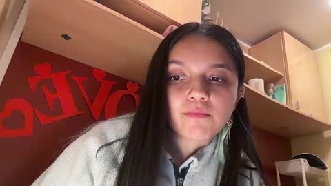 Snapshot of tianale chatting on May 2026 08:05:02 PM Tiana Le online show from May 2026 08:05:02 PM