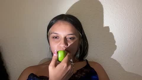Snapshot of tianale chatting on June 2026 12:44:01 AM Tiana Le online show from June 2026 12:44:01 AM
