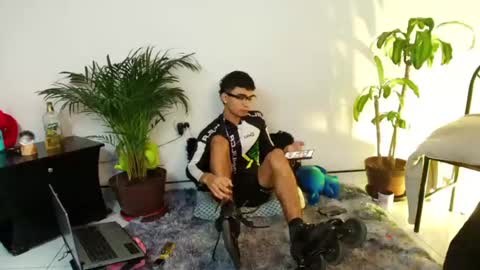 Snapshot of tiancam chatting on July 2026 01:36:01 AM TIAN online show from July 2026 01:36:01 AM