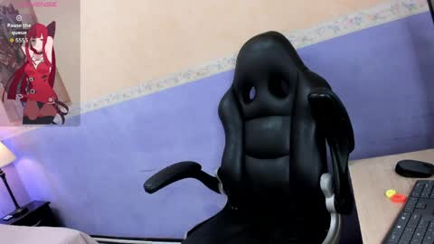 Snapshot of tiara_latina chatting on April 2026 12:28:01 AM Tiara online show from April 2026 12:28:01 AM